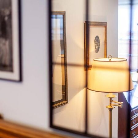 Outstanding Antique 1Br Flat In Soho Londres Exterior foto